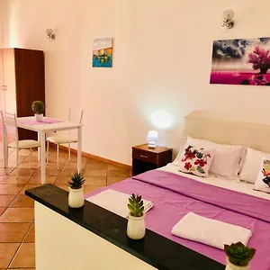  Апартаменты Carlottas'home